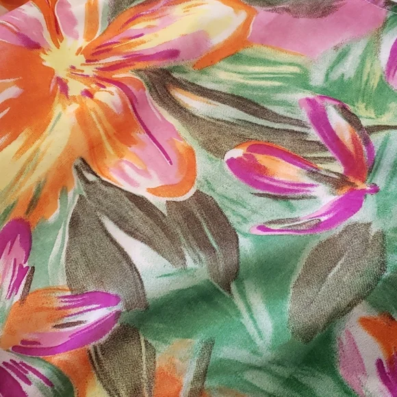 Serengeti Blouse - Picture 9 of 9